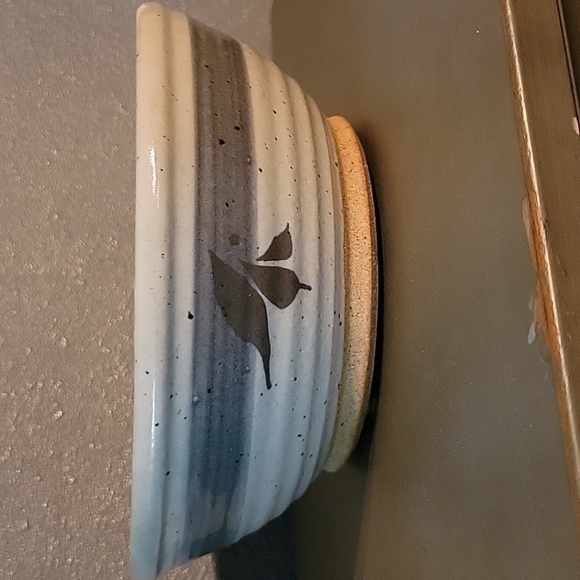 Bruning Pottery, Pacific Northwest, Hand-thrown Gorgeous Grayish Hues/Brown Bowl - Picture 7 of 9